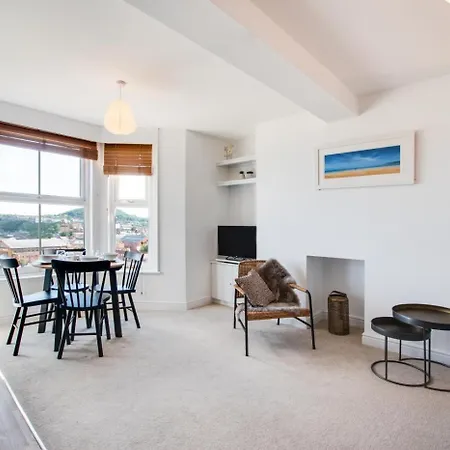 2 Bed In Oc-s201